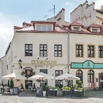 Jozefa Kazimierz *